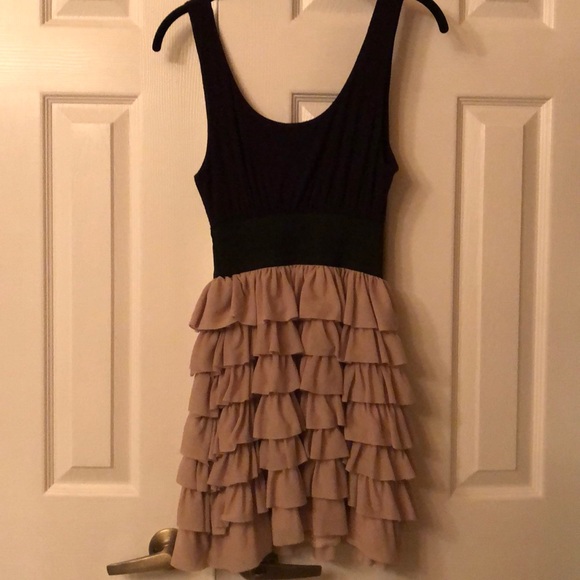 💓Aqua Ballerina Style Black Tank Wide Band Waist, Beige Soft Ruffle Dress - Picture 8 of 13